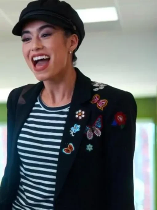 Jade Bender Film Senior Year 2022 Bri Loves Black Blazer