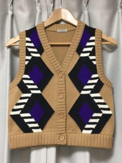 TV Series Emily In Paris S04 Emily Cooper Brown Argyle Vest